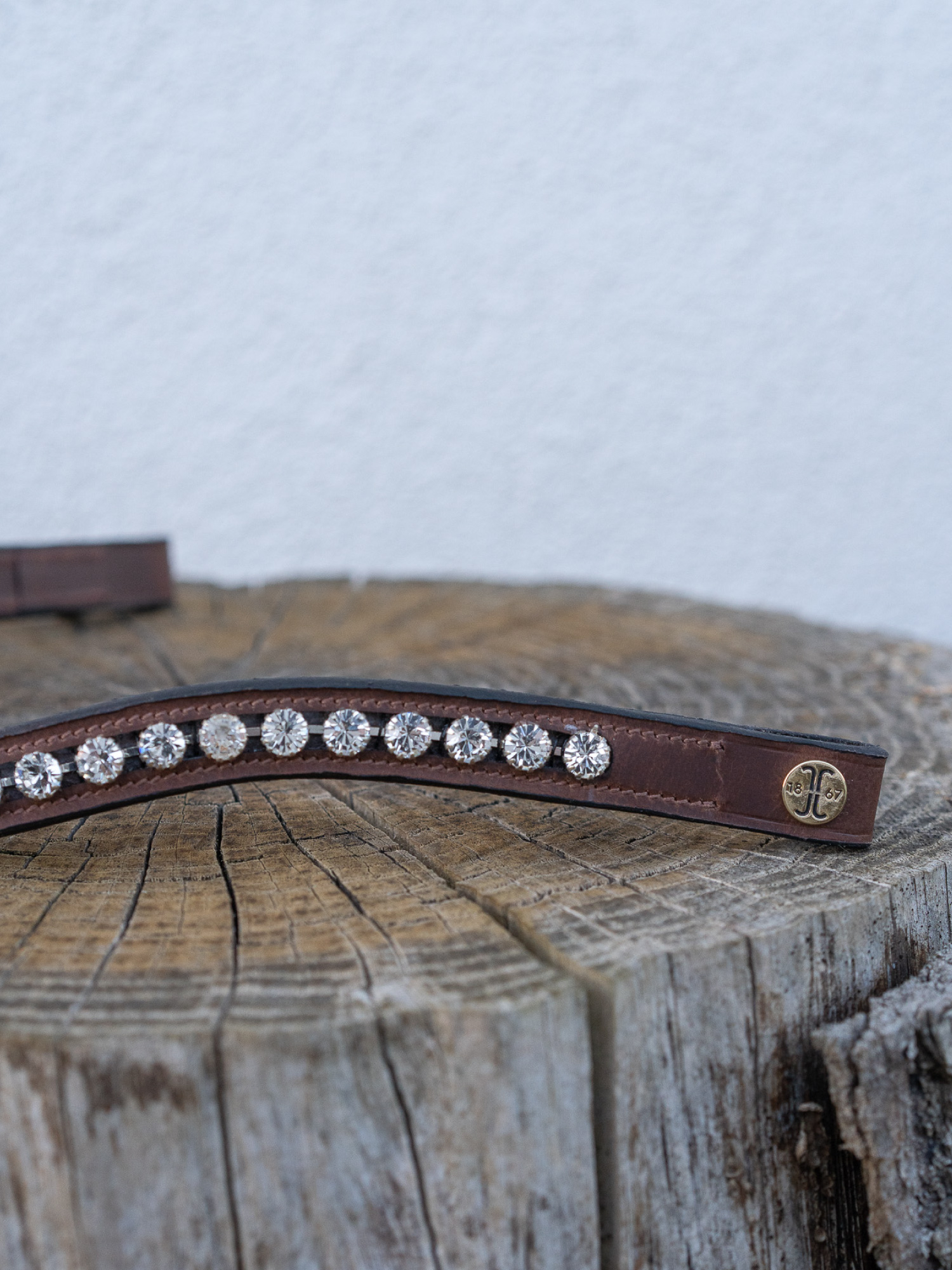 Otsapanta Kristalli Hopea Ruskea