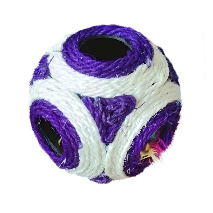 Kissanlelu raapimapallo kulkusella