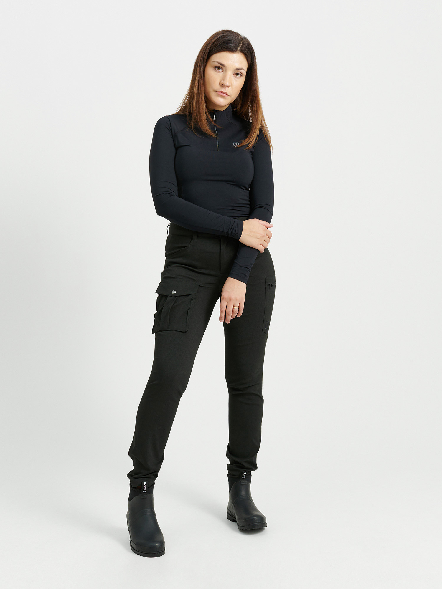 Majken tallihousut Musta